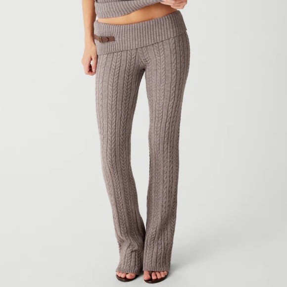 Frankie's Bikinis Pants - NWT Frankies Bikinis Fleur Cable Cloud Knit Pant in Dark Pearl size XS